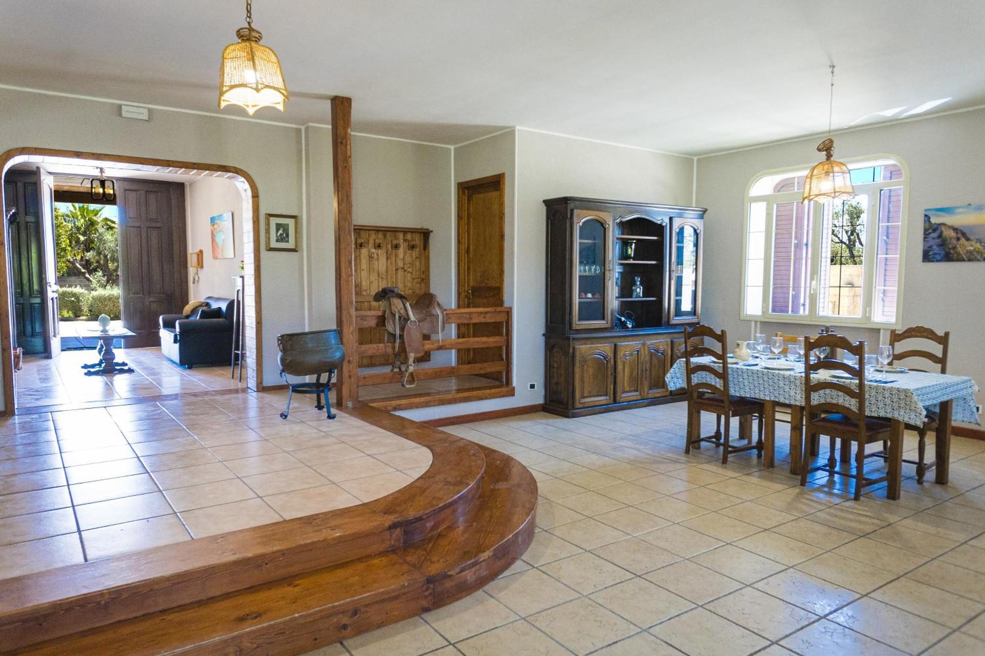 Villa El Capitano With Garden And Pool - Happy Rentals مورو ليتشيزي المظهر الخارجي الصورة