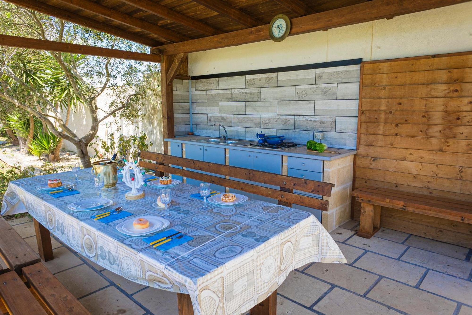 Villa El Capitano With Garden And Pool - Happy Rentals مورو ليتشيزي المظهر الخارجي الصورة